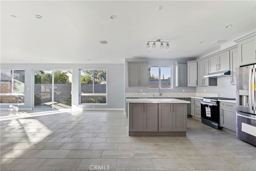 MLS #SR25266724 image #9