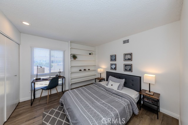 Detail Gallery Image 8 of 14 For 582 N La Nae Cir, Orange,  CA 92869 - 4 Beds | 2 Baths
