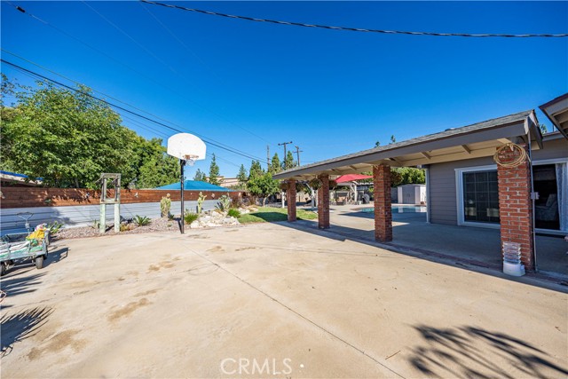 631 North Jansen Avenue photo 29