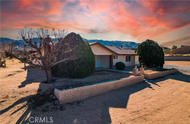 Detail Gallery Image 2 of 40 For 61415 Alta Loma Dr, Joshua Tree,  CA 92252 - 3 Beds | 3 Baths