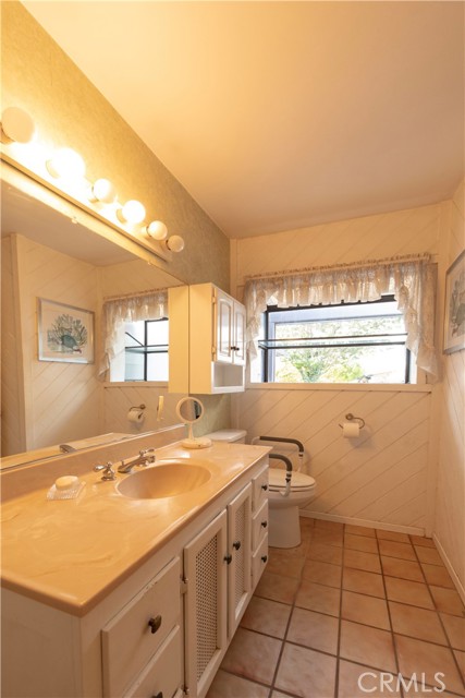 6316 E Mariquita, Long Beach CA: https://media.crmls.org/medias/2985c9cc-54fa-495e-addf-4ee2e1e5a70b.jpg