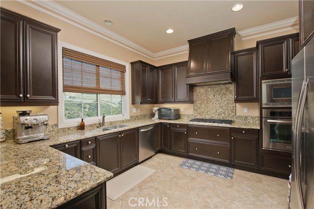 Detail Gallery Image 5 of 34 For 21953 Bella Vista Pl, Chatsworth,  CA 91311 - 4 Beds | 5 Baths