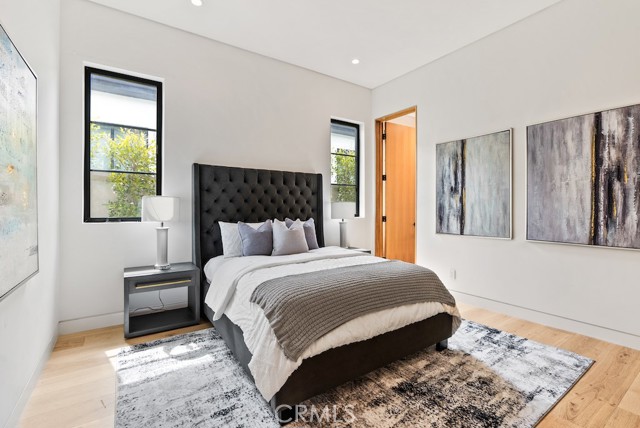 5727 Cahill Avenue, Tarzana CA: https://media.crmls.org/medias/29877faf-98fc-43a8-86bb-36463d37bf43.jpg