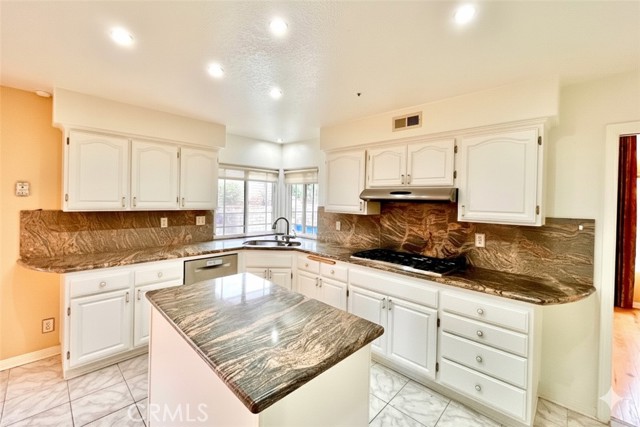 Detail Gallery Image 17 of 49 For 5666 Silver Valley, –,  CA 91301 - 4 Beds | 3 Baths