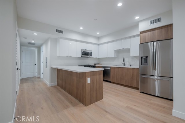 10218 Fernglen, Tujunga CA: https://media.crmls.org/medias/2987a59b-ada6-49c2-9342-a0df40d2f135.jpg