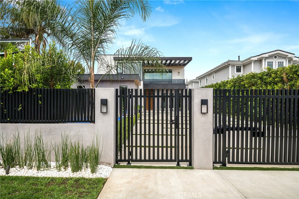 2987Ceb2 5Bb3 4005 Ad38 D18Ba0A74727 15743 Hesby Street, Encino, Ca 91436 &Lt;Span Style='BackgroundColor:transparent;Padding:0Px;'&Gt; &Lt;Small&Gt; &Lt;I&Gt; &Lt;/I&Gt; &Lt;/Small&Gt;&Lt;/Span&Gt;