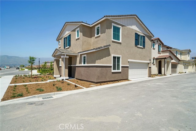 2132 Bergamot Street, Redlands CA: https://media.crmls.org/medias/29883b46-39f8-4edf-b0b3-5c4dbd06878f.jpg