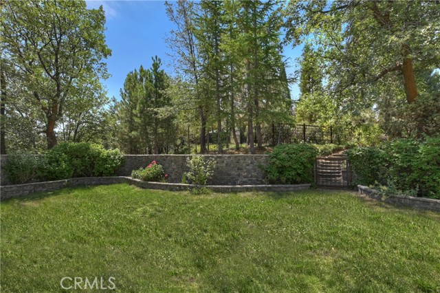 Detail Gallery Image 55 of 64 For 28324 Somerset Ln, Lake Arrowhead,  CA 92352 - 4 Beds | 4/1 Baths