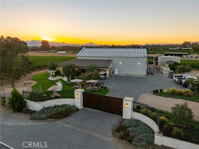 Detail Gallery Image 3 of 49 For 2143 Buena Vista Ave, Gilroy,  CA 95020 - 0 Beds | 1 Baths