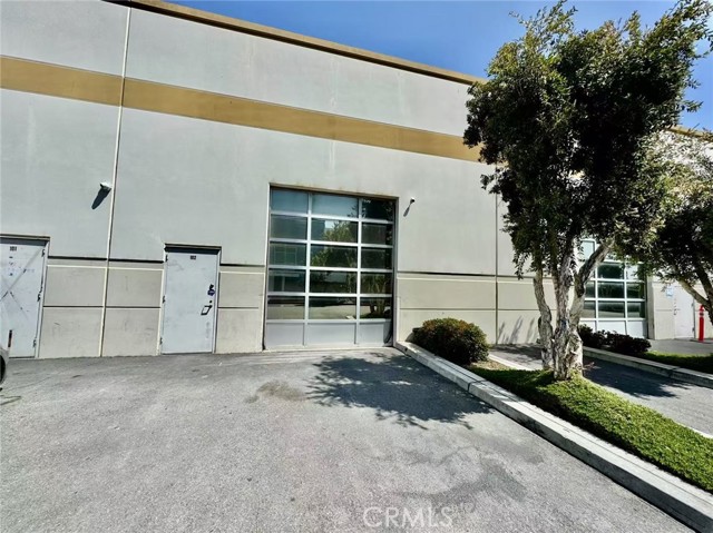 909 S Cucamonga Avenue, Ontario, California 91761, ,Commercial Lease,For Rent,909 S Cucamonga Avenue,CRTR25089210