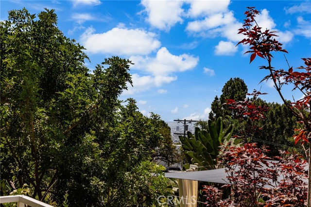 Detail Gallery Image 8 of 57 For 1690 N Crescent Heights Bld, Los Angeles,  CA 90069 - 3 Beds | 4 Baths