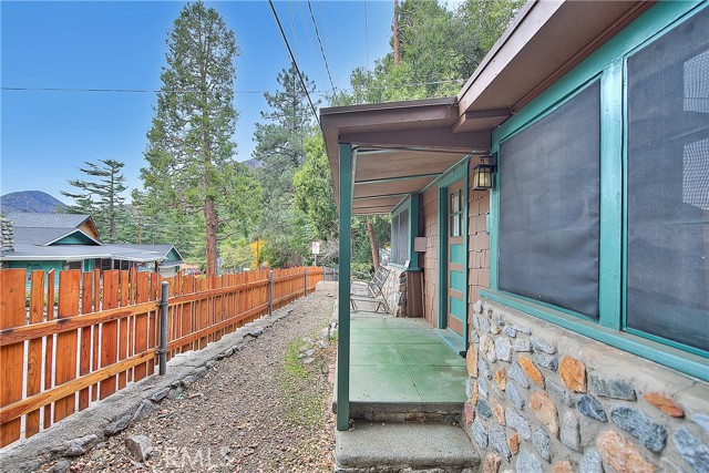 Detail Gallery Image 14 of 75 For 6818 Mt Baldy Rd, Mt Baldy,  CA 91759 - 2 Beds | 1 Baths