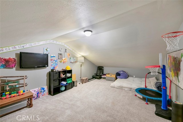 Detail Gallery Image 9 of 42 For 24622 Bernard, Crestline,  CA 92325 - 4 Beds | 3/1 Baths