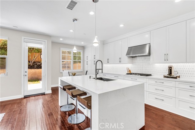 28181 Via Del Mar, San Juan Capistrano CA: https://media.crmls.org/medias/298a54ad-e986-47c1-9220-8c7fa039a1cb.jpg
