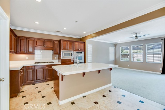 1767 Wright Place, Upland CA: https://media.crmls.org/medias/298be09d-2970-4506-8a81-94af1c719841.jpg