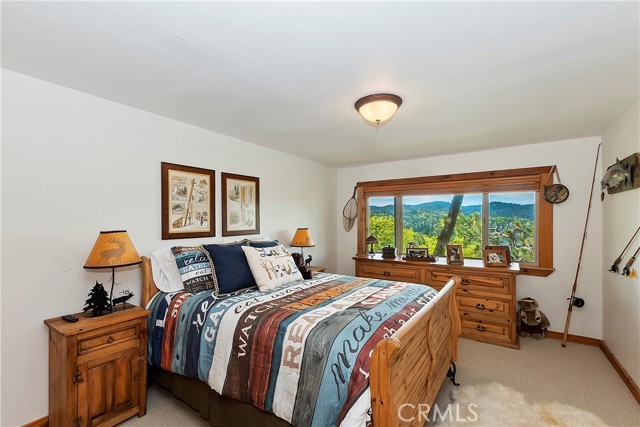 Detail Gallery Image 32 of 70 For 1254 Yosemite Dr, Lake Arrowhead,  CA 92352 - 4 Beds | 2 Baths