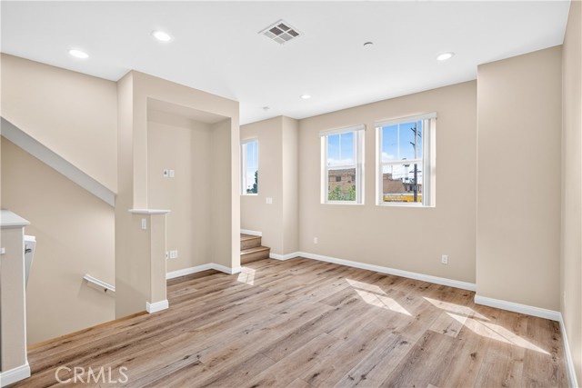 14118 West Pine photo 44