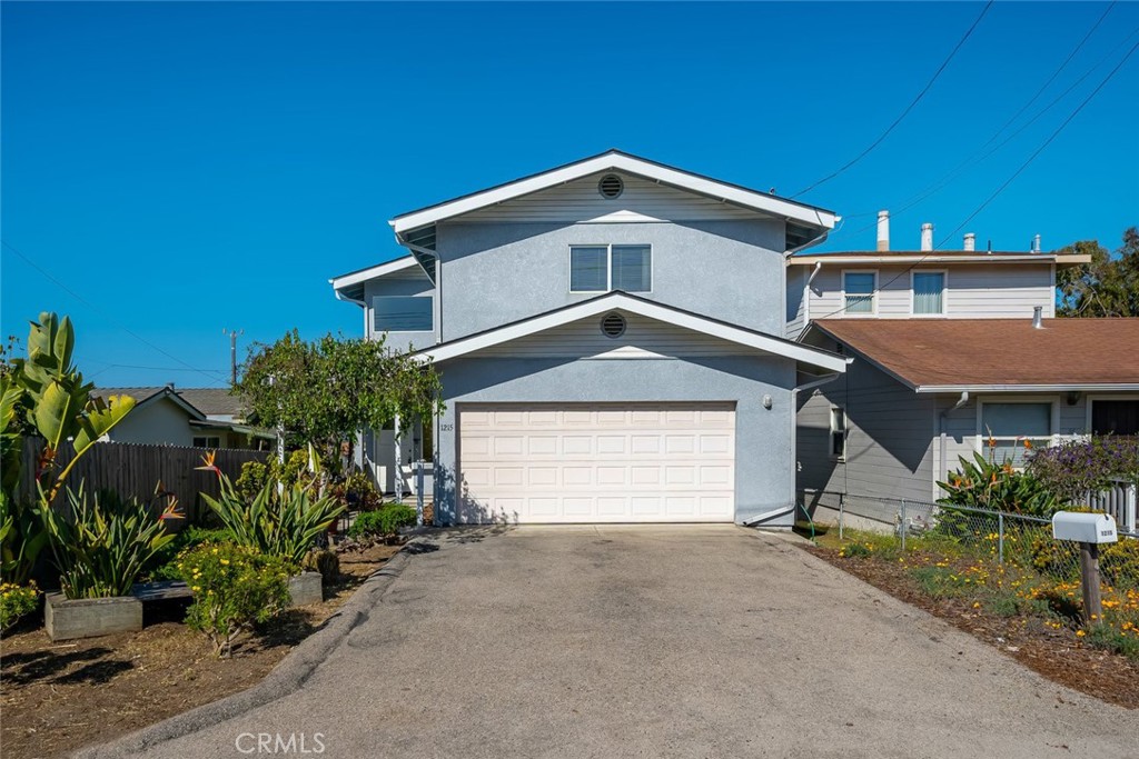 1215 Morro Ave