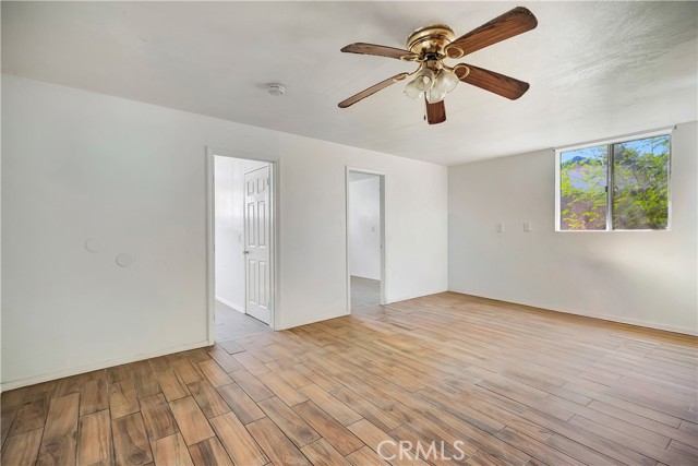 Detail Gallery Image 15 of 30 For 12547 Cometa Ave, San Fernando,  CA 91340 - 3 Beds | 2 Baths