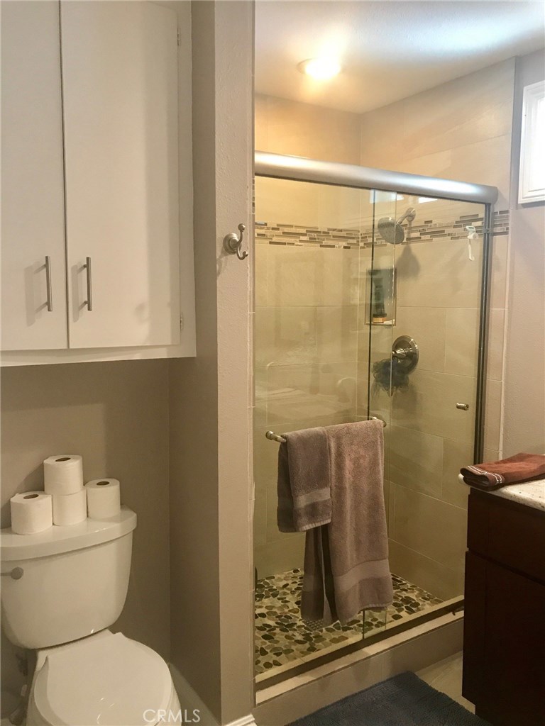 https://media.crmls.org/medias/298e4933-cbe9-491f-b66c-52bdbb9a006e.jpg?preset=X-Large