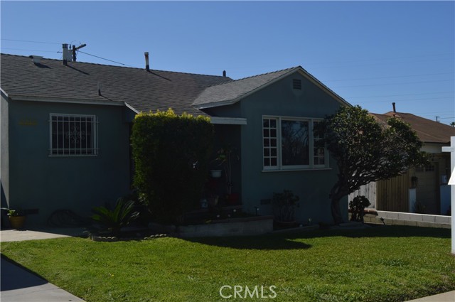 Detail Gallery Image 2 of 14 For 1310 Poindexter St, Los Angeles,  CA 90044 - 3 Beds | 2 Baths