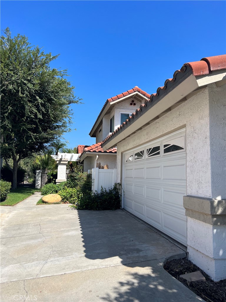 10 Vista Lago 19, Rancho Santa Margarita, CA 92688
