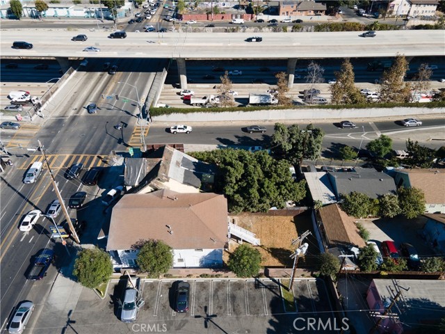 458 W Vernon Avenue, Los Angeles CA: https://media.crmls.org/medias/29900a0f-8f31-437b-bb30-f2897f7ae5ee.jpg