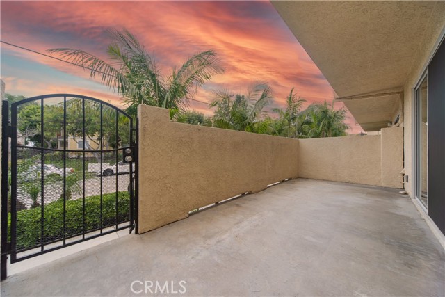 Detail Gallery Image 6 of 33 For 401 W 220th St #58,  Carson,  CA 90745 - 3 Beds | 3 Baths