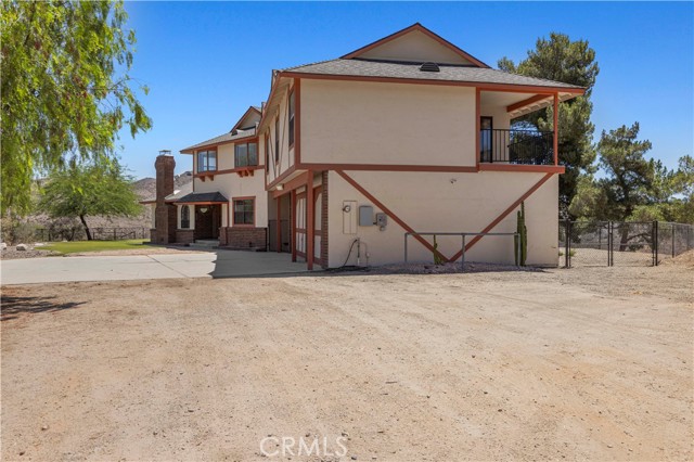 13620 Pales, Agua Dulce CA: https://media.crmls.org/medias/299139ed-7425-443e-9935-bf3aeef0372b.jpg