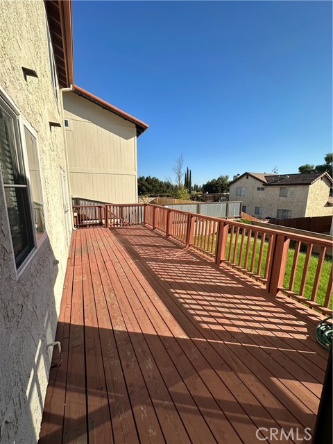 LARGE BACKYARD DECK