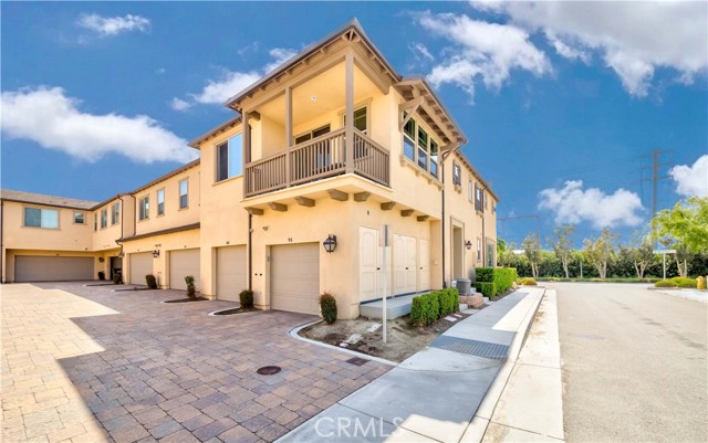 Detail Gallery Image 1 of 27 For 2788 E Berry Loop Privado #91,  Ontario,  CA 91761 - 1 Beds | 1/1 Baths