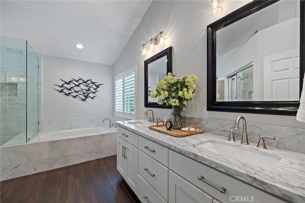 MLS #OC25228132 image #31