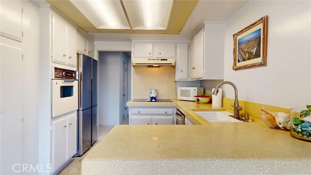 649 Paseo De La Playa, Redondo Beach CA: https://media.crmls.org/medias/29943a13-1e2f-4387-a54a-b62de0771698.jpg