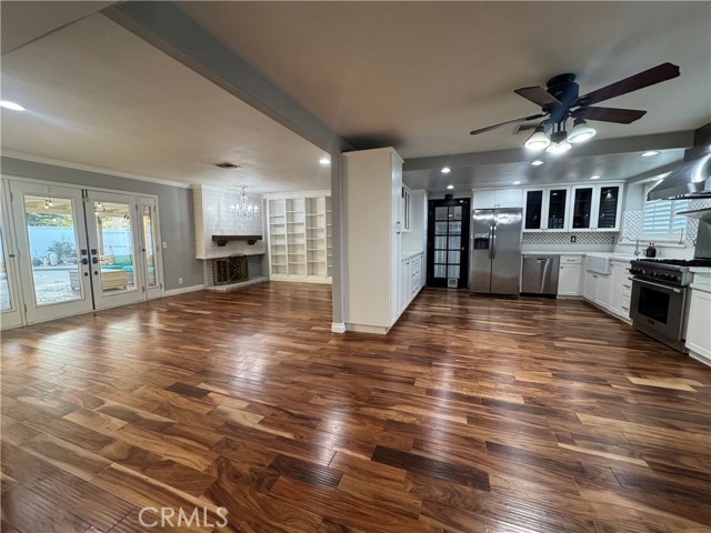 Detail Gallery Image 10 of 32 For 400 E Patwood, La Habra,  CA 90631 - 4 Beds | 2 Baths