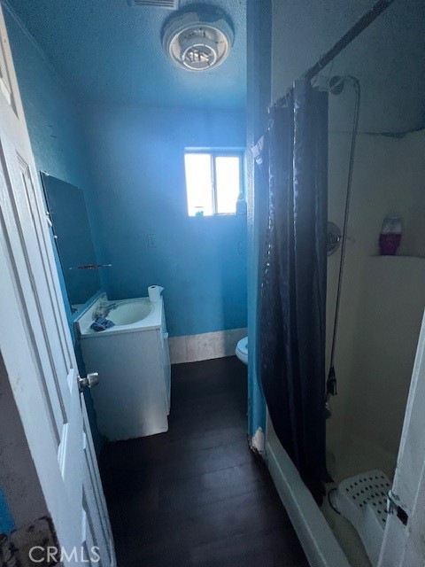 809 S B Street, Madera CA: https://media.crmls.org/medias/299529c5-d00b-4fa5-b431-4d57b559794d.jpg