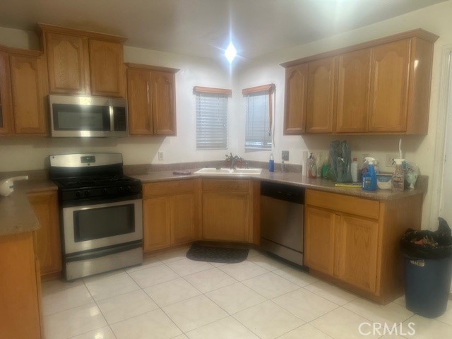 Detail Gallery Image 5 of 9 For 641 W 48th, San Bernardino,  CA 92407 - 3 Beds | 1 Baths