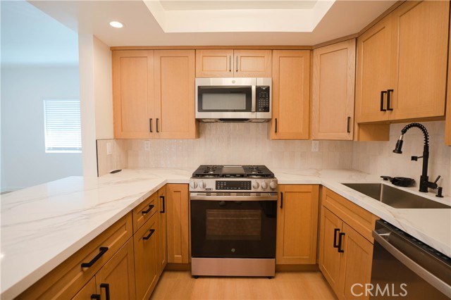 13755 Los Angeles Street, Baldwin Park CA: https://media.crmls.org/medias/2995cdd7-9fb2-4b48-82d7-a28c61466f38.jpg