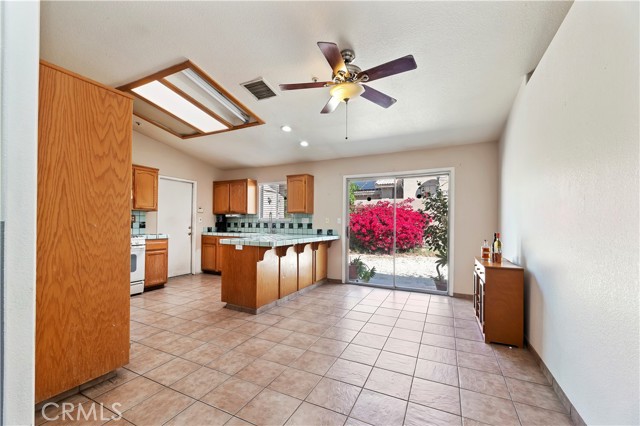 Detail Gallery Image 9 of 25 For 12300 Pomelo Dr, Desert Hot Springs,  CA 92240 - 3 Beds | 2 Baths