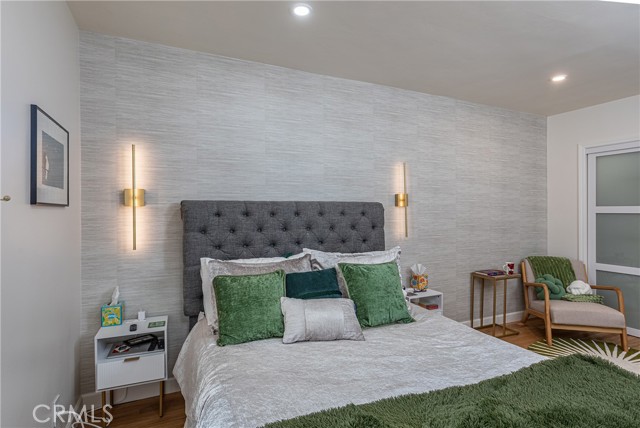 Detail Gallery Image 17 of 52 For 1902 N Pass Ave, Burbank,  CA 91505 - 3 Beds | 3 Baths