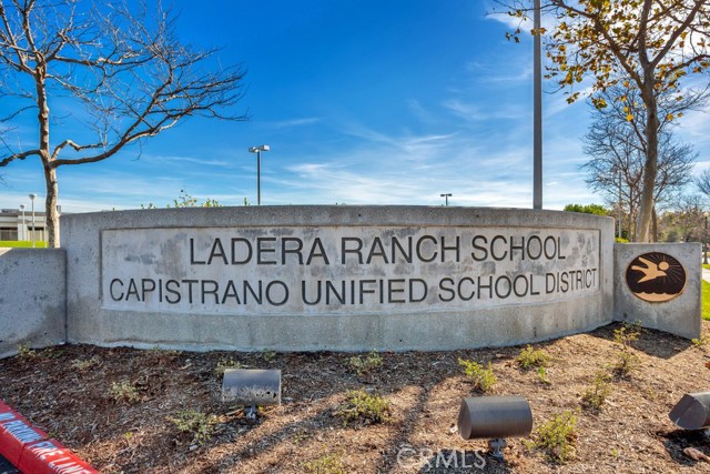 Image 38 of 42 For 36 Rinehart  