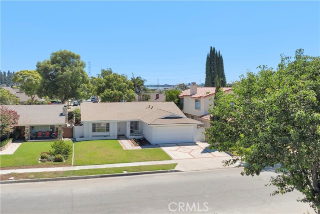 Detail Gallery Image 1 of 1 For 18402 Deloise Ave, Cerritos,  CA 90703 - 4 Beds | 2 Baths