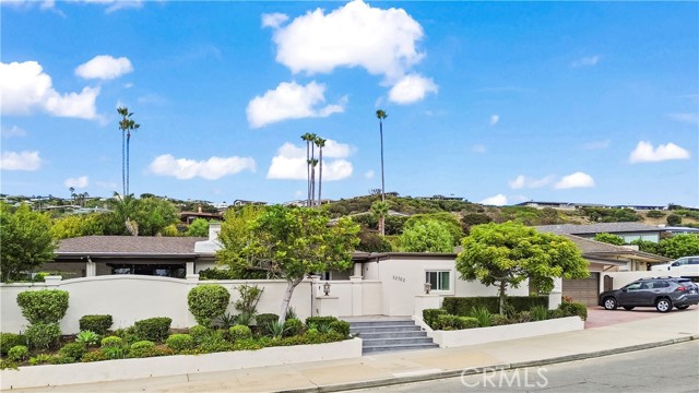 32702 Seven Seas Drive, Dana Point CA: https://media.crmls.org/medias/2997d41a-86b8-43b8-bf07-01d2035ecd00.jpg