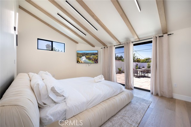 4 Bed Home for Sale in Sherman Oaks, California