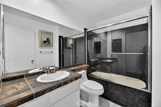 Image 27 of 60 For 7526 Jerez Court 4