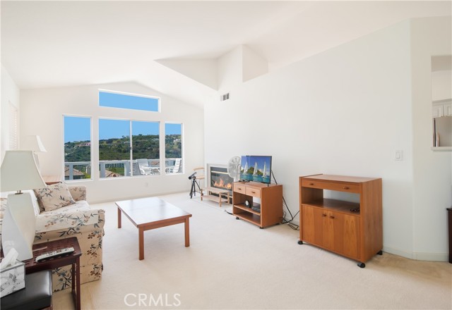 Detail Gallery Image 10 of 50 For 51 Santa Lucia, Dana Point,  CA 92629 - 3 Beds | 2/1 Baths