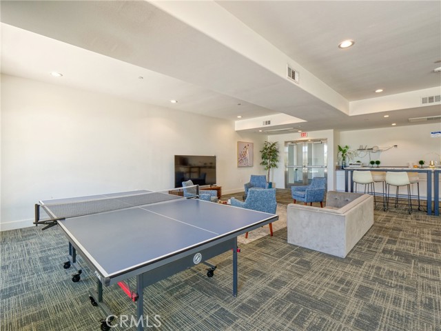 56 E Duarte Road, Arcadia CA: https://media.crmls.org/medias/299ac918-9281-4a8d-a858-c6024e17b16e.jpg