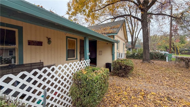 Detail Gallery Image 32 of 35 For 1418 Martin, Chico,  CA 95928 - 2 Beds | 1 Baths