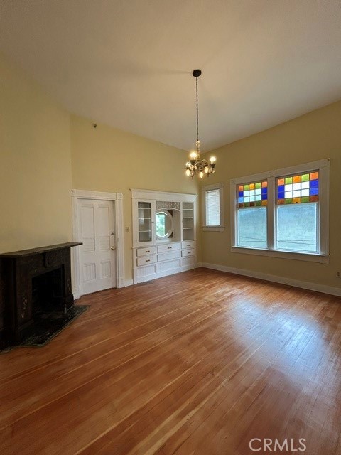 Detail Gallery Image 3 of 14 For 380 15th, San Pedro,  CA 90731 - 3 Beds | 1 Baths