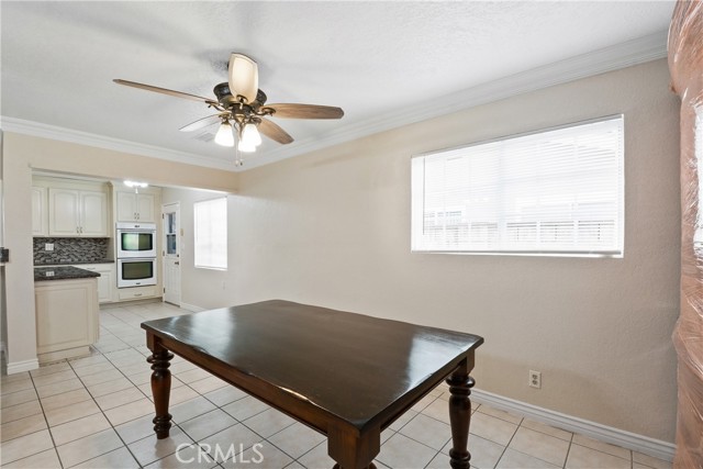 Detail Gallery Image 14 of 37 For 801 S Roanne, Anaheim,  CA 92804 - 4 Beds | 2 Baths