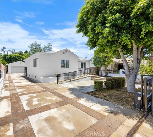 6846 Wystone Avenue, Reseda CA: https://media.crmls.org/medias/299c85db-73d4-4951-aef1-a292fafe258b.jpg